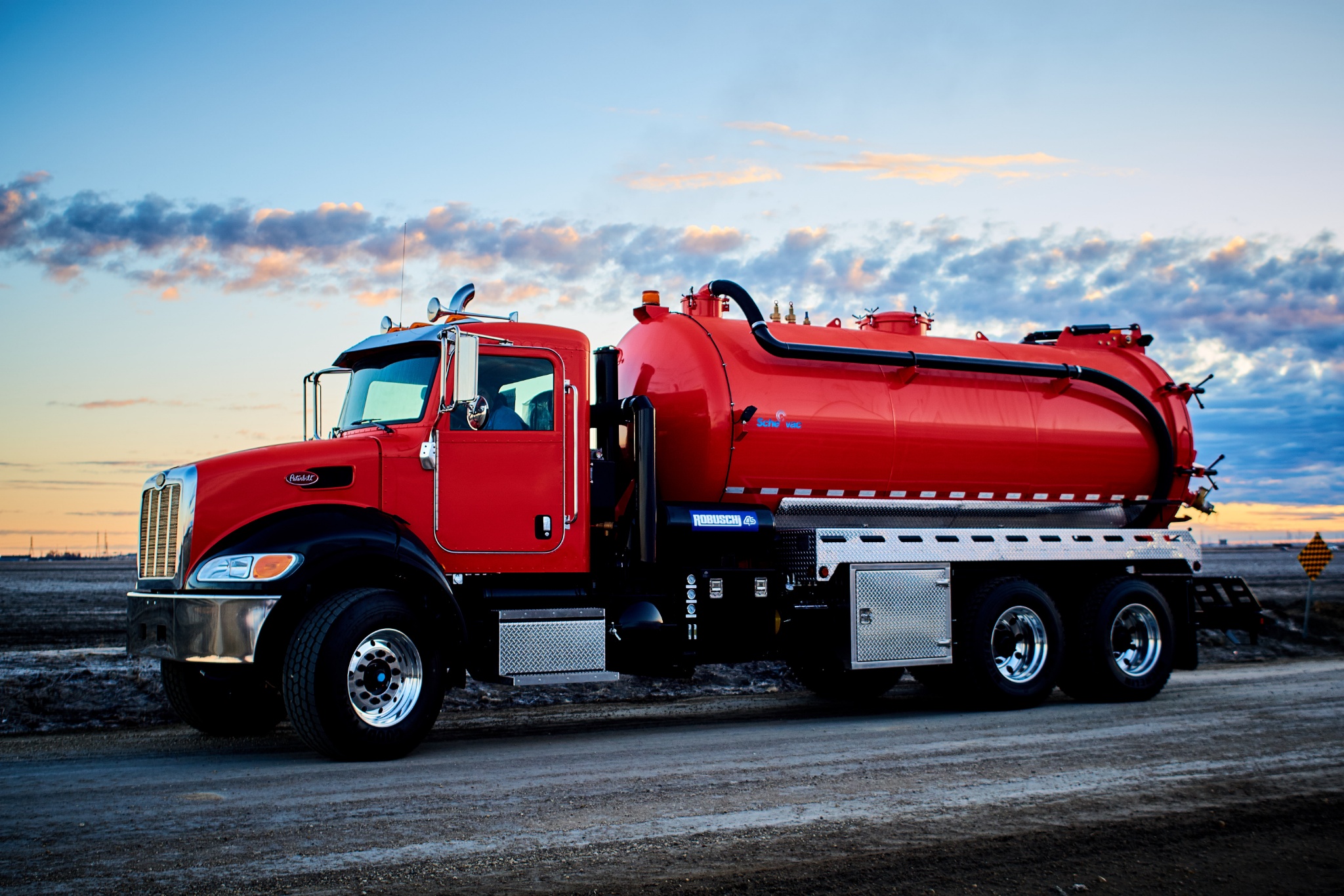 Industrial Straightvac Liquid Vactruck Vacuum Performance