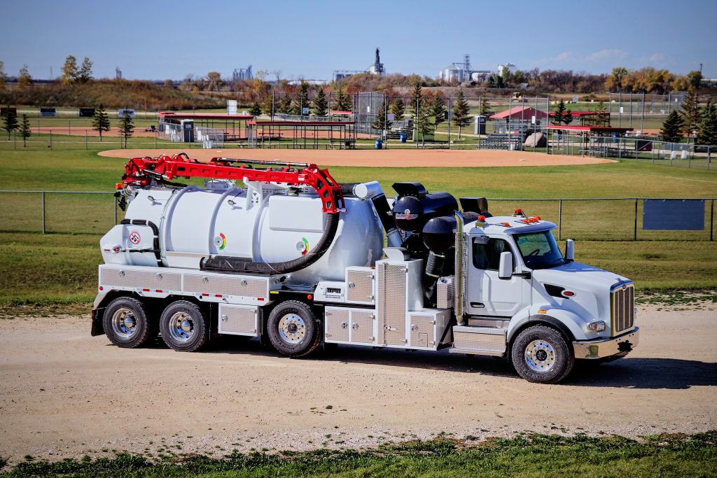 Tridrive Hydrovac, Hydrovac Ontario, Hydrovac For Sale Ontario, Hydrovac, SPIF23, SPIF 23, Schedule 23, Lift Axle